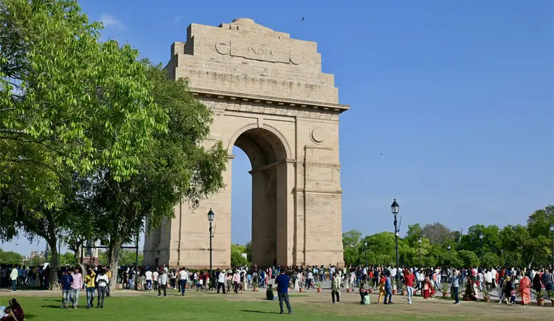 India Tour by Private Car and Driver: Cost, Benefits & Travel Tips